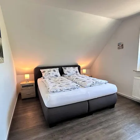 Leuchtfeuer-meernah, Familie, Hund, Netflix & Wii Apartment